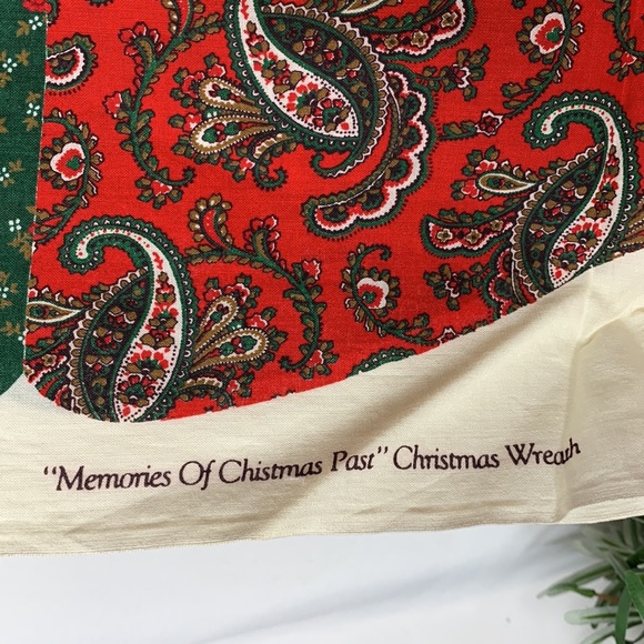 Vintage DIY Wreath screen print on fabric by Cranston Print Works Co. - Picture 5 of 6